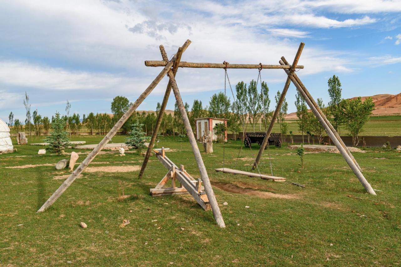 ホテル Jaichy Yurt Camp Kek-Say エクステリア 写真