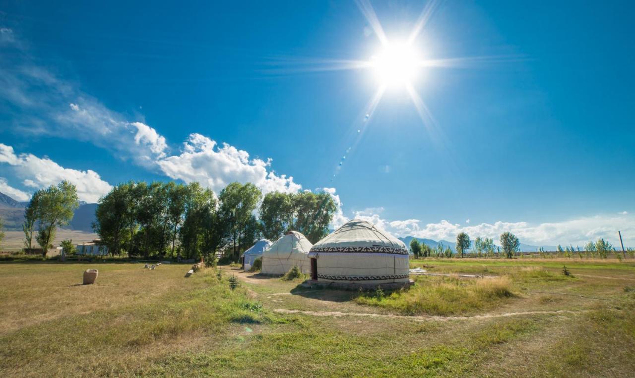 ホテル Jaichy Yurt Camp Kek-Say エクステリア 写真